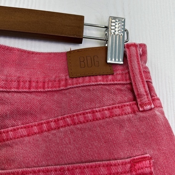 Urban Outfitters BDG - Vintage Red Stonewash Dad Fit Jean Size 29x30 - Picture 8 of 10